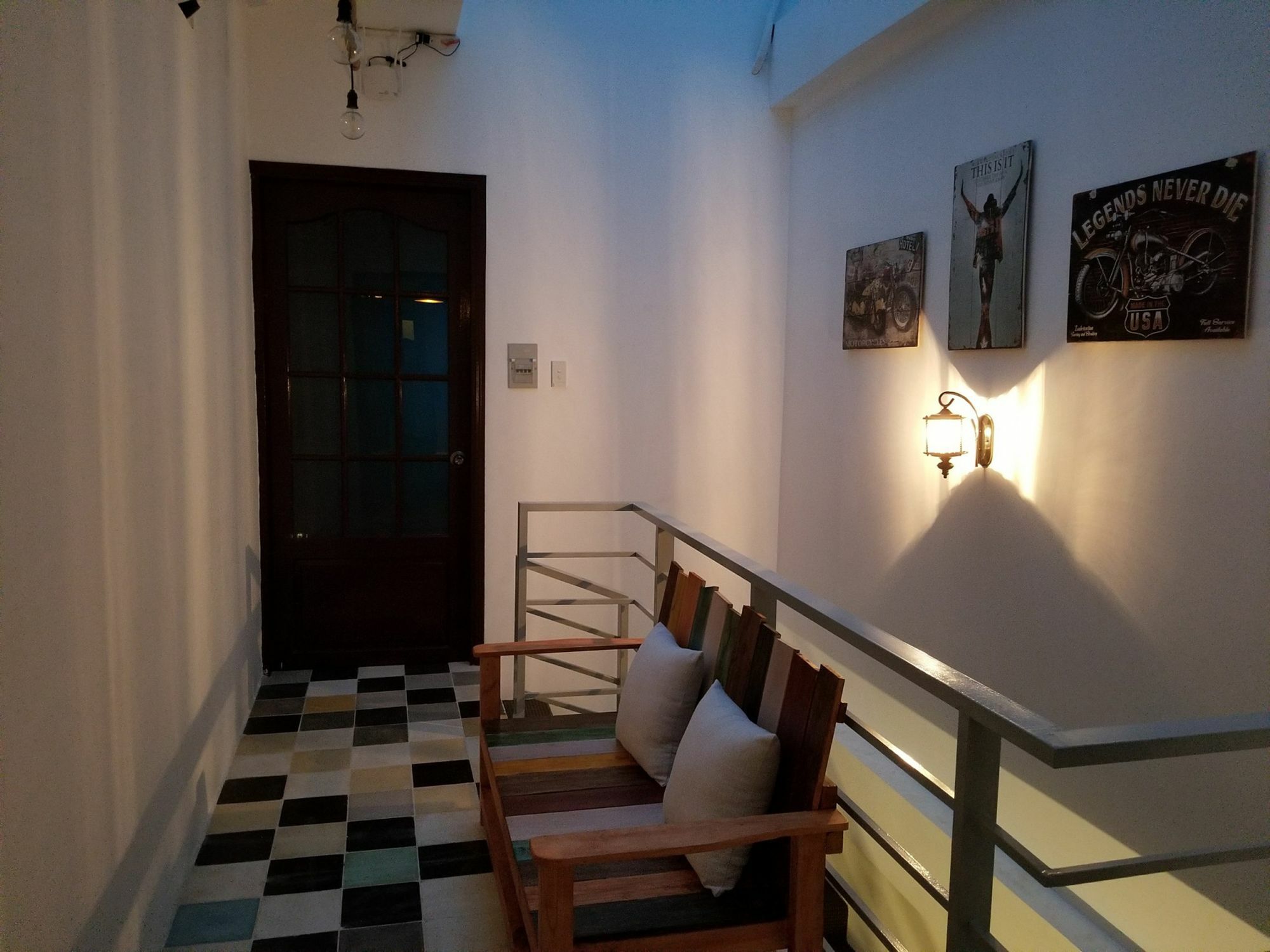 Timemark Travel Homestay & Hostel Хошимін Екстер'єр фото