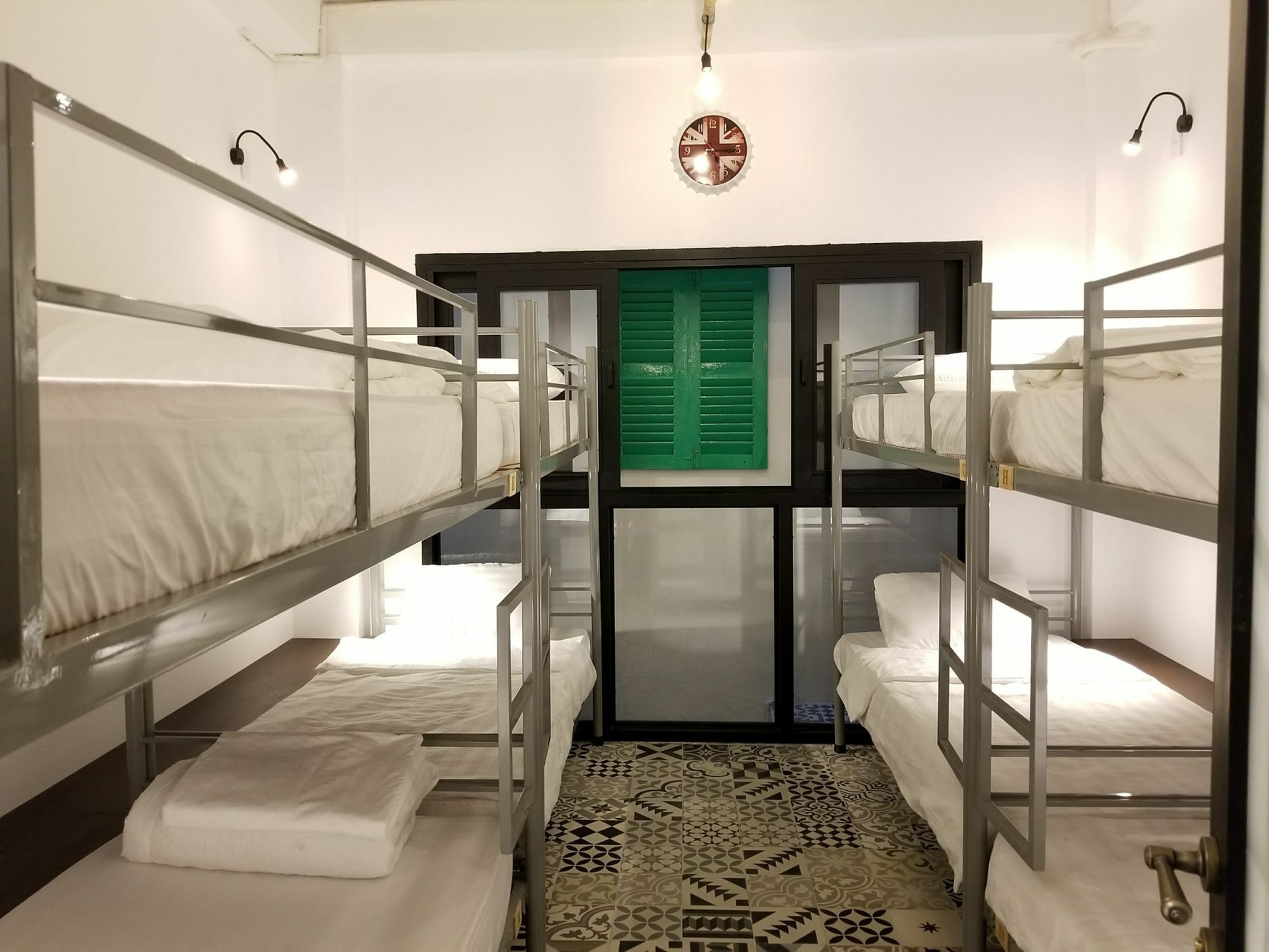 Timemark Travel Homestay & Hostel Хошимін Екстер'єр фото