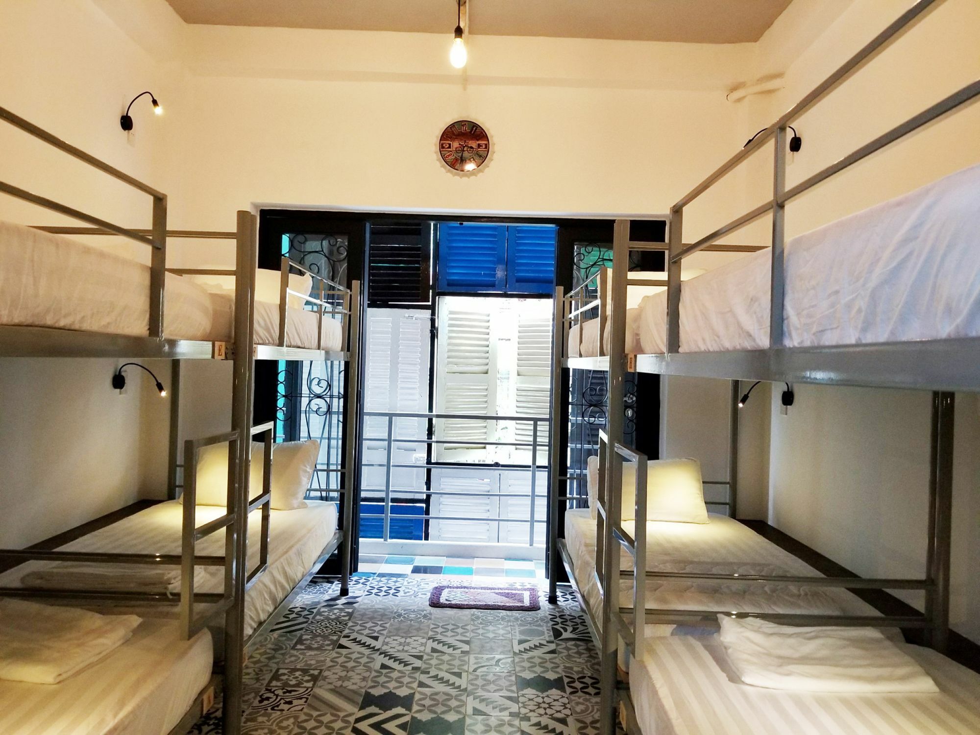 Timemark Travel Homestay & Hostel Хошимін Екстер'єр фото